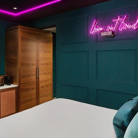 Nyx Hotel Dublin Christchurch Bagian luar foto