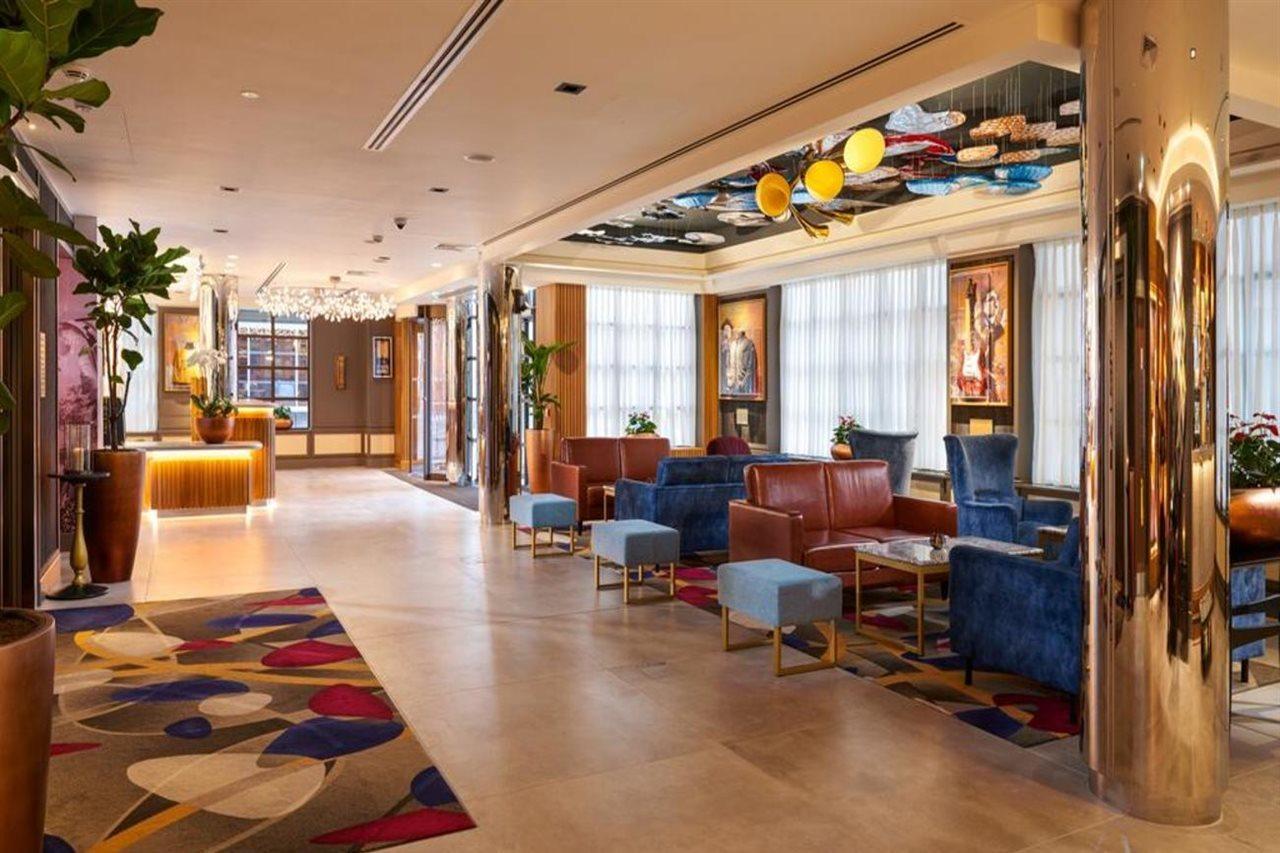 Nyx Hotel Dublin Christchurch Bagian luar foto