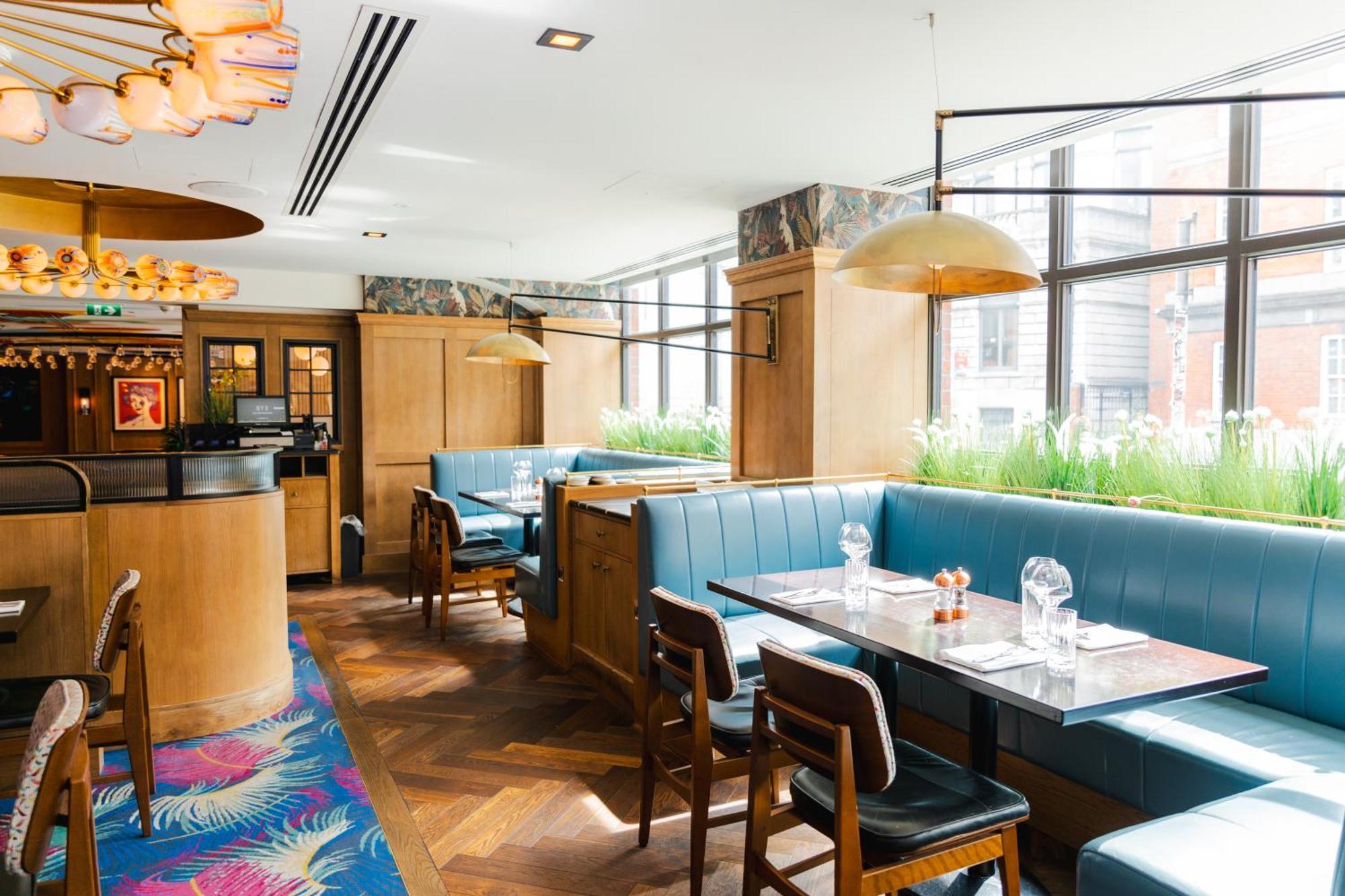 Nyx Hotel Dublin Christchurch Bagian luar foto