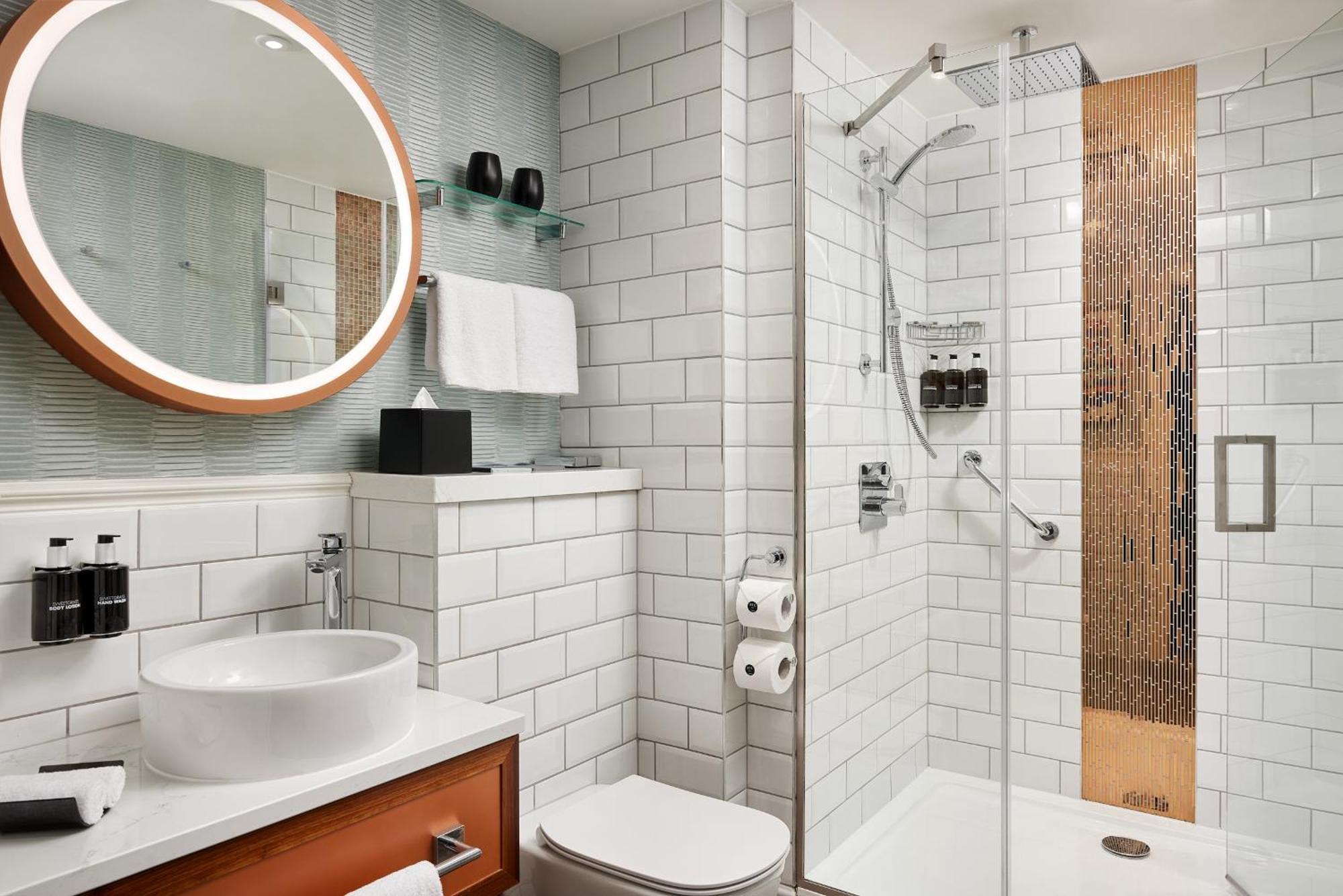 Nyx Hotel Dublin Christchurch Bagian luar foto