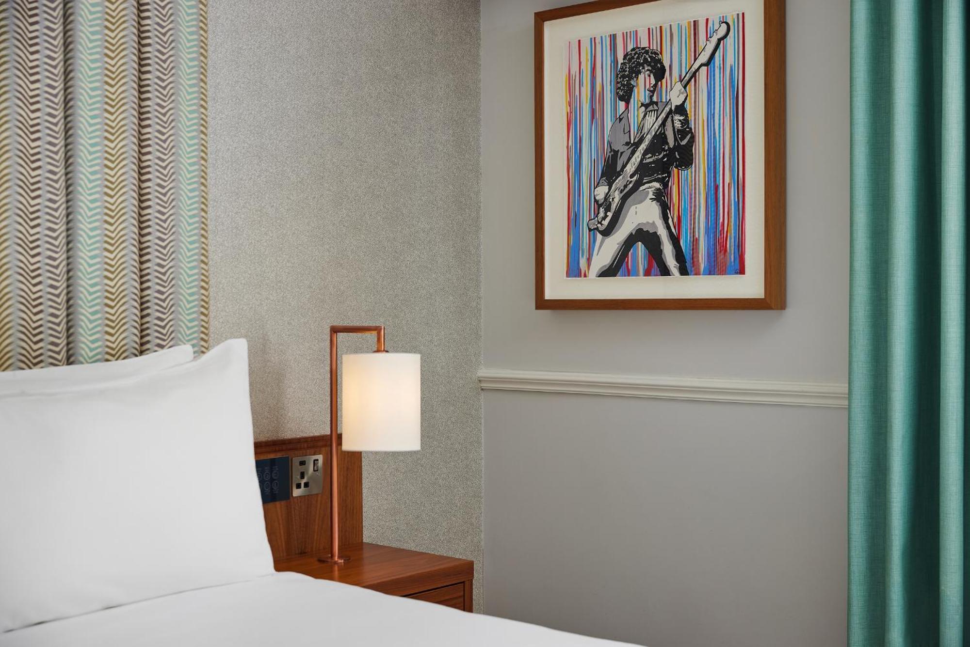 Nyx Hotel Dublin Christchurch Bagian luar foto