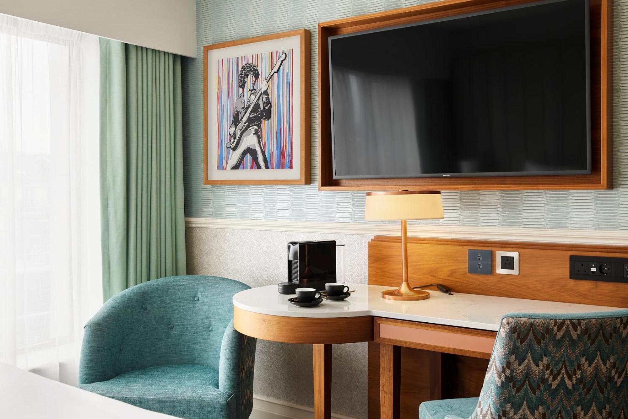 Nyx Hotel Dublin Christchurch Bagian luar foto