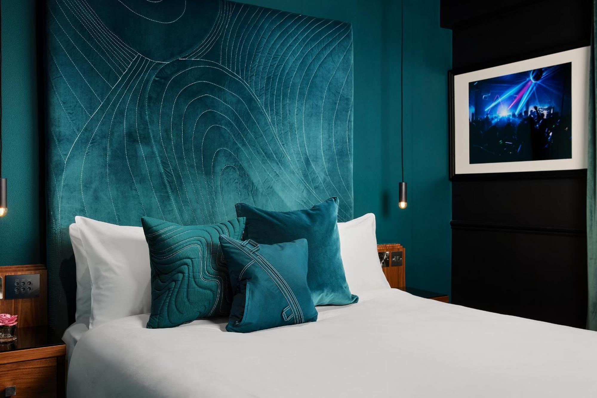 Nyx Hotel Dublin Christchurch Bagian luar foto