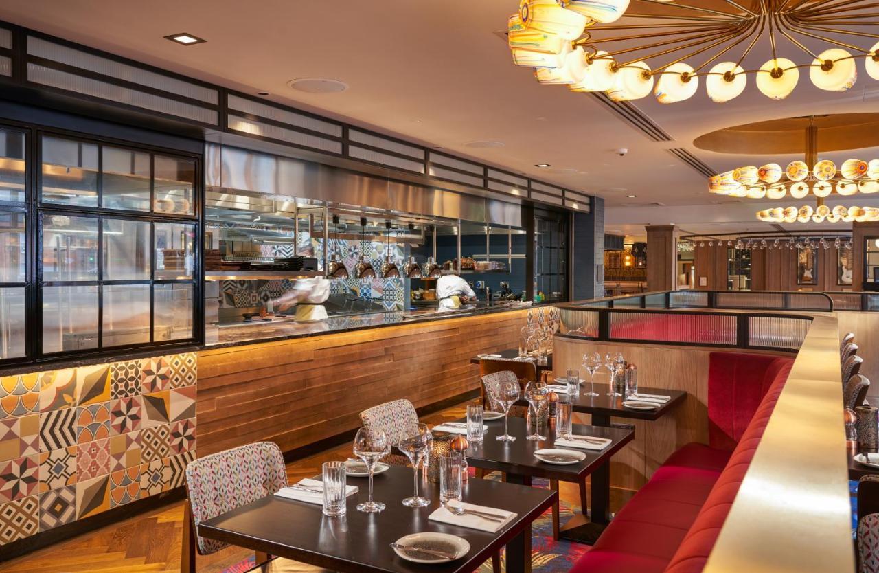 Nyx Hotel Dublin Christchurch Bagian luar foto